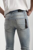 Amiri MX1 Leather Patch Jeans (valt klein)