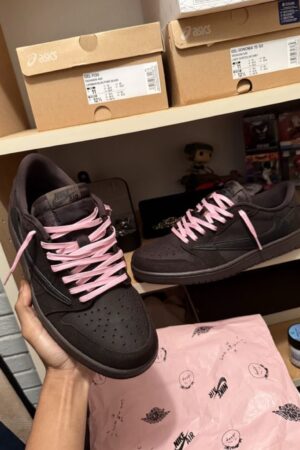Nike Travis Scott x Air Jordan 1 Retro Low Velvet Brown - 44