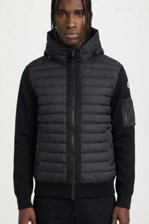 Moncler Zip-Up Cardigan Black.   (Valt 1 maatje kleiner)