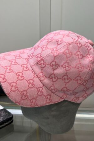 Gucci Baseball Cap With GG Print Pink